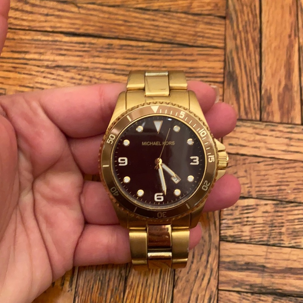 Michael Kors oversized gold watch